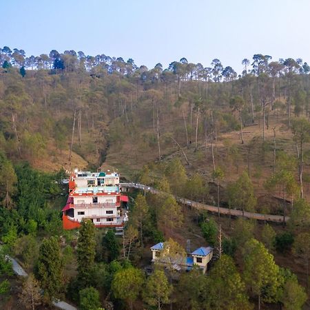 Hotel The Ranikhet Continental Zewnętrze zdjęcie